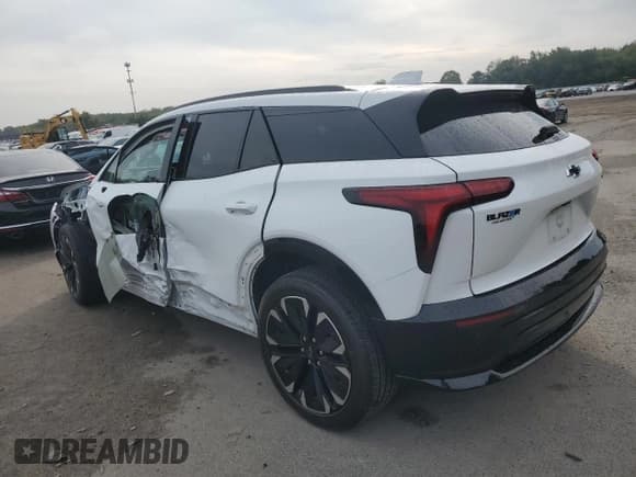✅ 2024 Chevrolet Blazer EV eAWD RS • VIN: 3GNKDCRJ8RS183414 • Лот: 82107225. Опубликован ранее на Copart с пробегом Не указан. Бесплатный доступ к архиву аукционных продаж из США и подробный отчёт об истории автомобиля на DreamBid. Изображение 2.