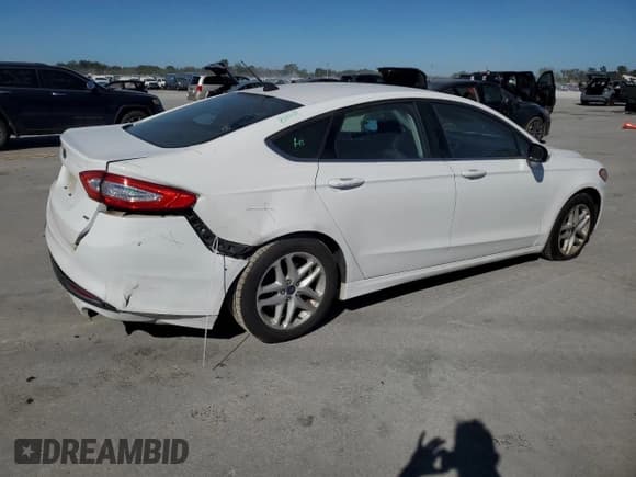 ✅ 2016 Ford Fusion SE • VIN: 3FA6P0H77GR234272 • Lot: 86076775. Wystawiony na Copart z przebiegiem 74 163 mil. Bezpłatny archiwum sprzedaży aukcyjnych z USA i szczegółowy raport historii pojazdu na DreamBid. Zdjęcie 3.