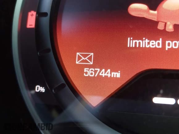 ✅ 2015 FIAT 500e • VIN: 3C3CFFGE5FT503720 • Lot: 43487101. Wystawiony na IAAI z przebiegiem 56 744 mil. Bezpłatny archiwum sprzedaży aukcyjnych z USA i szczegółowy raport historii pojazdu na DreamBid. Zdjęcie 12.