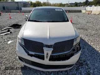 ✅ 2014 Lincoln MKT EcoBoost • VIN: 2LMHJ5AT9EBL51520 • Lot: 75611684. Wystawiony na Copart z przebiegiem Nie podano. Bezpłatny archiwum sprzedaży aukcyjnych z USA i szczegółowy raport historii pojazdu na DreamBid. Zdjęcie 5.