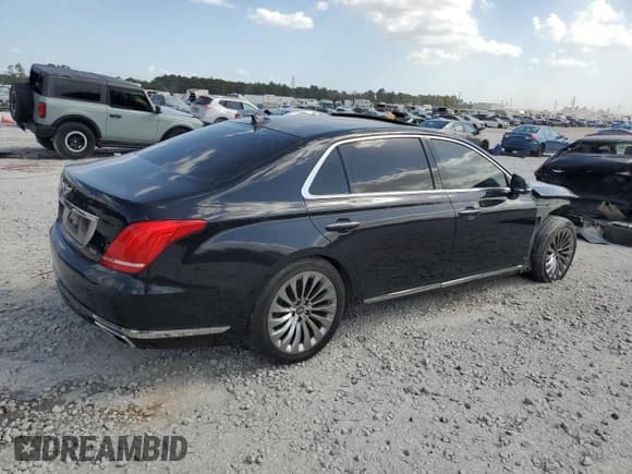 ✅ 2018 Genesis G90 Ultimate • VIN: KMHG54JH1JU043991 • Lot: 77817624. Listed on Copart with 79,313 mi. Free auction sales archive from the USA and detailed vehicle history report at DreamBid. Image 3.