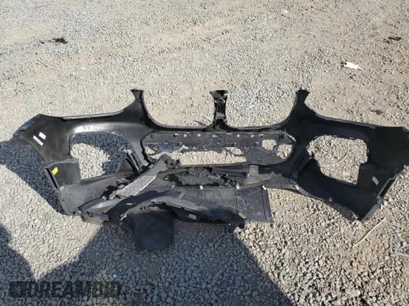 ✅ 2018 BMW X3 xDrive30i • VIN: 5UXTR9C59JLC83966 • Лот: 92632775. Опубликован ранее на Copart с пробегом 68 644 миль. Бесплатный доступ к архиву аукционных продаж из США и подробный отчёт об истории автомобиля на DreamBid. Изображение 13.