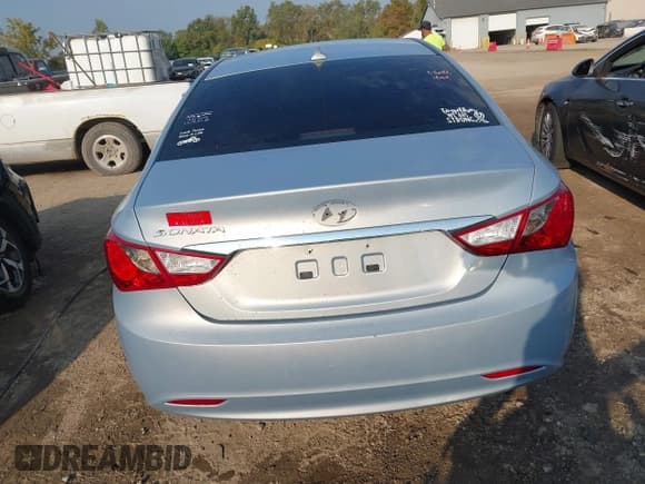 ✅ 2013 Hyundai Sonata GLS • VIN: 5NPEB4AC0DH774189 • Лот: 43258779. Опубликован ранее на IAAI с пробегом 112 692 миль. Бесплатный доступ к архиву аукционных продаж из США и подробный отчёт об истории автомобиля на DreamBid. Изображение 16.