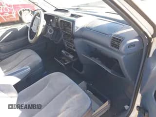 ✅ 1994 Dodge Caravan • VIN: 2B4GH2533RR801849 • Lot: 43422000. Wystawiony na IAAI z przebiegiem Nie podano. Bezpłatny archiwum sprzedaży aukcyjnych z USA i szczegółowy raport historii pojazdu na DreamBid. Zdjęcie 5.