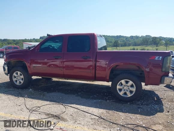 ✅ 2013 GMC Sierra 1500 SLE • VIN: 3GTP2VE73DG162248 • Лот: 43204797. Опубликован ранее на IAAI с пробегом 184 072 миль. Бесплатный доступ к архиву аукционных продаж из США и подробный отчёт об истории автомобиля на DreamBid. Изображение 15.