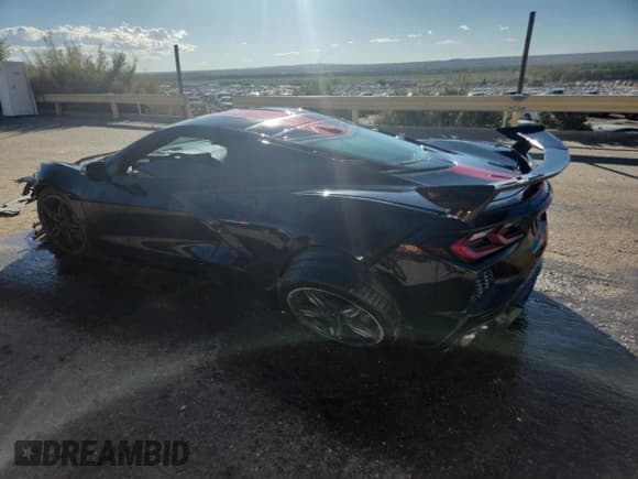 ✅ 2023 Chevrolet Corvette 2LT • VIN: 1G1YB2D40P5133031 • Lot: 84961765. Listed on Copart with 25,832 mi. Free auction sales archive from the USA and detailed vehicle history report at DreamBid. Image 2.