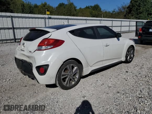 ✅ 2016 Hyundai Veloster Turbo • VIN: KMHTC6AE7GU304135 • Лот: 80645175. Опубликован ранее на Copart с пробегом 85 545 миль. Бесплатный доступ к архиву аукционных продаж из США и подробный отчёт об истории автомобиля на DreamBid. Изображение 3.