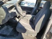 ✅ 2001 Dodge Dakota Sport • VIN: 1B7GG22NX1S346853 • Lot: 50651455. Wystawiony na Copart z przebiegiem 121 493 mil. Bezpłatny archiwum sprzedaży aukcyjnych z USA i szczegółowy raport historii pojazdu na DreamBid. Zdjęcie 7.