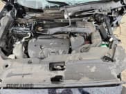 ✅ 2018 Mitsubishi Outlander SEL • VIN: JA4AP4AW0JU003396 • Лот: 84003035. Опубликован ранее на Copart с пробегом 70 483 миль. Бесплатный доступ к архиву аукционных продаж из США и подробный отчёт об истории автомобиля на DreamBid. Изображение 12.