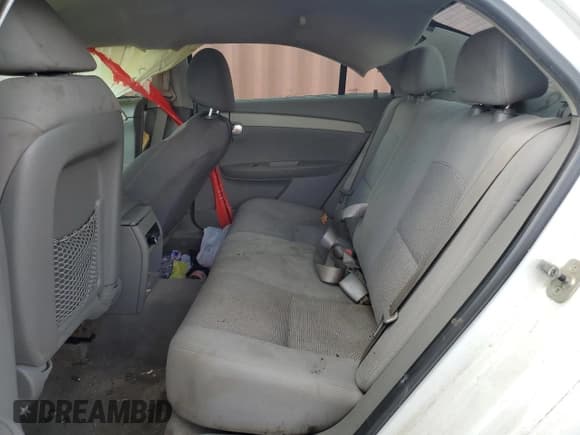 ✅ 2010 Chevrolet Malibu 1LS • VIN: 1G1ZB5EB8A4139370 • Лот: 81321135. Опубликован ранее на Copart с пробегом 244 336 миль. Бесплатный доступ к архиву аукционных продаж из США и подробный отчёт об истории автомобиля на DreamBid. Изображение 10.