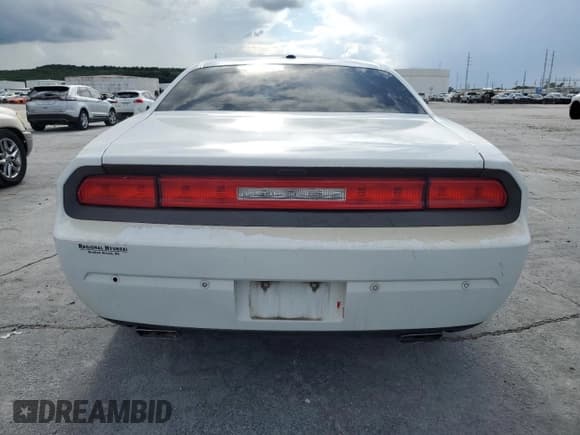 ✅ 2013 Dodge Challenger SXT • VIN: 2C3CDYAG7DH724334 • Lot: 54621974. Wystawiony na Copart z przebiegiem 62 521 mil. Bezpłatny archiwum sprzedaży aukcyjnych z USA i szczegółowy raport historii pojazdu na DreamBid. Zdjęcie 6.