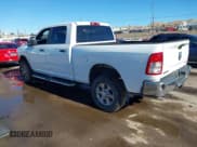 ✅ 2024 Ram 2500 Big Horn • VIN: 3C6UR5DL6RG310968 • Lot: 43894107. Listed on IAAI with 58,028 mi. Free auction sales archive from the USA and detailed vehicle history report at DreamBid. Image 3.