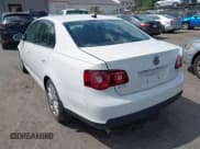 ✅ 2010 Volkswagen Jetta Wolfsburg Edition • VIN: 3VWRA7AJ6AM059828 • Лот: 42312767. Опубликован ранее на IAAI с пробегом 144 846 миль. Бесплатный доступ к архиву аукционных продаж из США и подробный отчёт об истории автомобиля на DreamBid. Изображение 3.