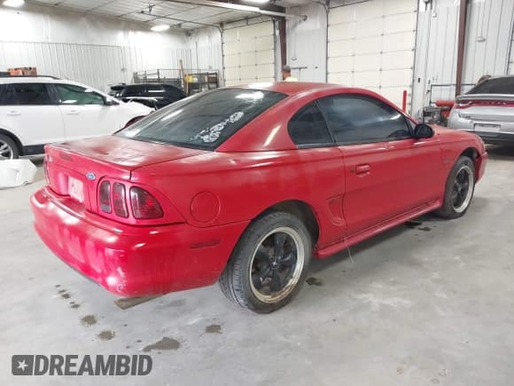 ✅ 1996 Ford Mustang GT • VIN: 1FALP42X1TF189629 • Лот: 43225794. Опубликован ранее на IAAI с пробегом 194 157 миль. Бесплатный доступ к архиву аукционных продаж из США и подробный отчёт об истории автомобиля на DreamBid. Изображение 4.
