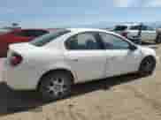 2004 Dodge Neon SXT z VIN 1B3ES56C24D630813, wystawiony jako Copart lot #60723685 z przebiegiem 69 856 mil mil oraz Szkoda całkowita • Salvage title. Historia ofert i sprzedaży dostępna na DreamBid. Obrazek 3.