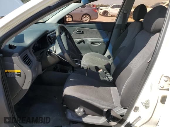 ✅ 2009 Kia Rio • VIN: KNADE223X96478438 • Lot: 50304375. Wystawiony na Copart z przebiegiem 206 394 mil. Bezpłatny archiwum sprzedaży aukcyjnych z USA i szczegółowy raport historii pojazdu na DreamBid. Zdjęcie 7.