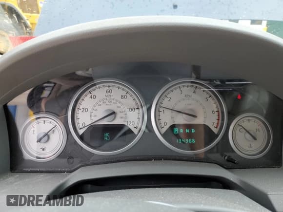 ✅ 2009 Chrysler Town & Country Limited • VIN: 2A8HR64X29R589728 • Lot: 61363735. Listed on Copart with 134,366 mi. Free auction sales archive from the USA and detailed vehicle history report at DreamBid. Image 9.