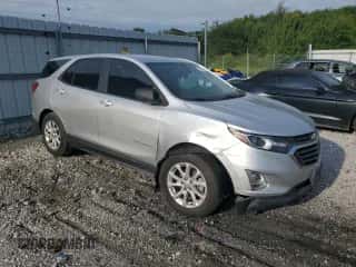 2020 Chevrolet Equinox LS z VIN 3GNAXHEV4LS500153, wystawiony jako Copart lot #70307185 z przebiegiem 97 998 mil mil oraz Szkoda całkowita • Salvage title. Historia ofert i sprzedaży dostępna na DreamBid. Obrazek 4.