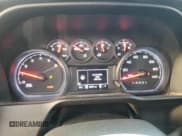 ✅ 2019 Chevrolet Silverado 1500 Custom • VIN: 3GCUYBEF0KG700103 • Lot: 78824654. Wystawiony na Copart z przebiegiem 69 011 mil. Bezpłatny archiwum sprzedaży aukcyjnych z USA i szczegółowy raport historii pojazdu na DreamBid. Zdjęcie 9.