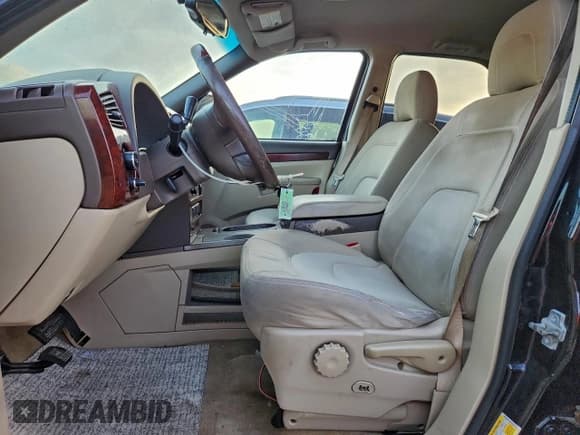 ✅ 2006 Buick Rendezvous • VIN: 3G5DA03L86S520122 • Lot: 92432715. Wystawiony na Copart z przebiegiem 181 572 mil. Bezpłatny archiwum sprzedaży aukcyjnych z USA i szczegółowy raport historii pojazdu na DreamBid. Zdjęcie 7.