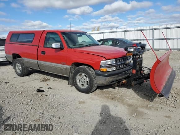 ✅ 1999 Chevrolet Silverado 1500 • VIN: 1GCEK14T3XE233068 • Лот: 76970374. Опубликован ранее на Copart с пробегом 169 443 миль. Бесплатный доступ к архиву аукционных продаж из США и подробный отчёт об истории автомобиля на DreamBid. Изображение 4.