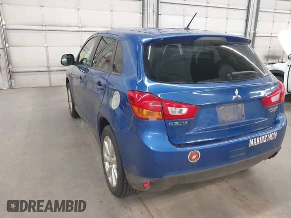 2015 Mitsubishi Outlander ES с VIN 4A4AR3AU2FE017030, выставлен на аукционе IAAI как лот 42898882 с пробегом 105 396 миль миль и . История ставок и продаж доступна на DreamBid. Изображение 3.