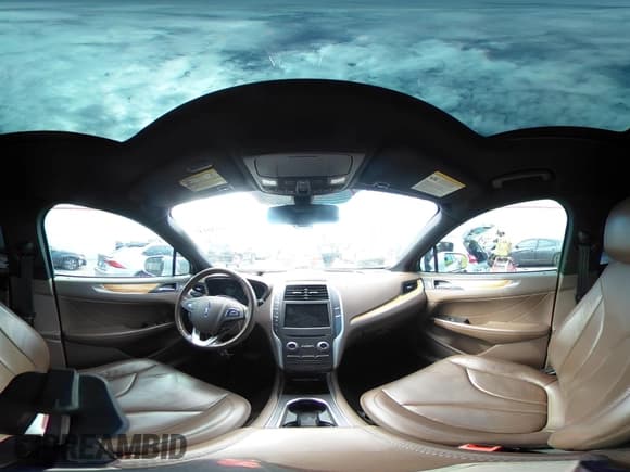 ✅ 2015 Lincoln MKC • VIN: 5LMCJ2A90FUJ18644 • Lot: 43330147. Wystawiony na IAAI z przebiegiem 122 170 mil. Bezpłatny archiwum sprzedaży aukcyjnych z USA i szczegółowy raport historii pojazdu na DreamBid. Zdjęcie 18.