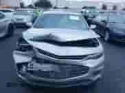 2016 Chevrolet Malibu Premier z VIN 1G1ZH5SX8GF227377, wystawiony jako IAAI lot #43244784 z przebiegiem 134 410 mil mil oraz . Historia ofert i sprzedaży dostępna na DreamBid. Obrazek 12.