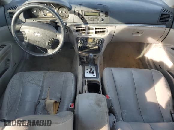 ✅ 2008 Hyundai Sonata SE • VIN: 5NPEU46F08H349879 • Лот: 42588935. Опубликован ранее на Copart с пробегом 218 360 миль. Бесплатный доступ к архиву аукционных продаж из США и подробный отчёт об истории автомобиля на DreamBid. Изображение 8.