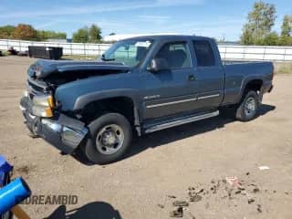 2007 Chevrolet Silverado 2500HD Work Truck with VIN 1GCHK29U97E115529, listed as a Copart auction lot 73682774 with 162,112 mi miles and Salvage title. Bid and sale history available at DreamBid. Image 1.