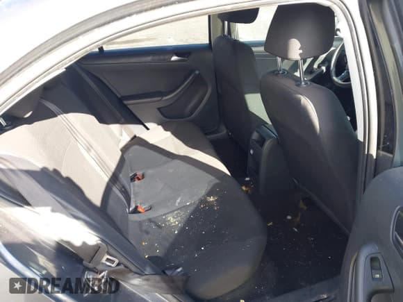 ✅ 2015 Volkswagen Jetta S • VIN: 3VW2K7AJ1FM295762 • Lot: 43493778. Listed on IAAI with 88,105 mi. Free auction sales archive from the USA and detailed vehicle history report at DreamBid. Image 8.