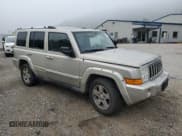 ✅ 2007 Jeep Commander Limited • VIN: 1J8HG58227C589152 • Лот: 64929945. Опубликован ранее на Copart с пробегом 165 182 миль. Бесплатный доступ к архиву аукционных продаж из США и подробный отчёт об истории автомобиля на DreamBid. Изображение 4.