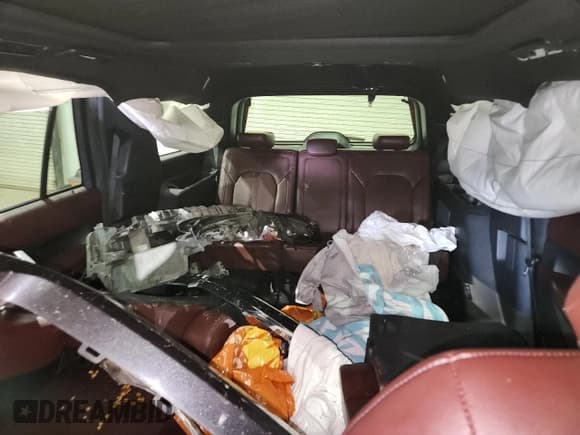 ✅ 2024 Ford Expedition Limited • VIN: 1FMJU2A86REA51569 • Lot: 93300095. Wystawiony na Copart z przebiegiem 59 184 mil. Bezpłatny archiwum sprzedaży aukcyjnych z USA i szczegółowy raport historii pojazdu na DreamBid. Zdjęcie 10.