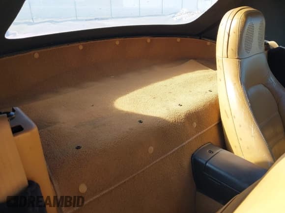 ✅ 1993 Mazda MX-5 Miata • VIN: JM1NA3519P1418681 • Lot: 41741615. Wystawiony na IAAI z przebiegiem 115 379 mil. Bezpłatny archiwum sprzedaży aukcyjnych z USA i szczegółowy raport historii pojazdu na DreamBid. Zdjęcie 8.