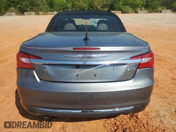 ✅ 2011 Chrysler 200 Touring • VIN: 1C3BC2EG2BN623745 • Lot: 53046595. Listed on Copart with 62,239 mi. Free auction sales archive from the USA and detailed vehicle history report at DreamBid. Image 6.