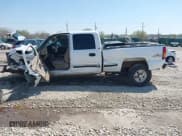 ✅ 2001 Chevrolet Silverado 2500HD LS • VIN: 1GCHK23U31F202241 • Lot: 41978203. Wystawiony na IAAI z przebiegiem 200 912 mil. Bezpłatny archiwum sprzedaży aukcyjnych z USA i szczegółowy raport historii pojazdu na DreamBid. Zdjęcie 15.