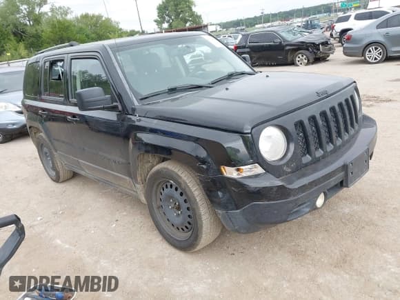 ✅ 2015 Jeep Patriot Altitude • VIN: 1C4NJPBA8FD429325 • Лот: 43128067. Опубликован ранее на IAAI с пробегом 131 366 миль. Бесплатный доступ к архиву аукционных продаж из США и подробный отчёт об истории автомобиля на DreamBid. Изображение 1.