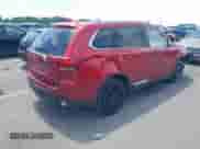 2017 Mitsubishi Outlander SE z VIN JA4AZ3A32HZ065812, wystawiony jako IAAI lot #42846257 z przebiegiem 153 495 mil mil oraz . Historia ofert i sprzedaży dostępna na DreamBid. Obrazek 4.