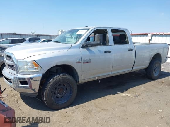 ✅ 2015 Ram 2500 Tradesman • VIN: 3C6UR5HL6FG705187 • Лот: 42900075. Опубликован ранее на IAAI с пробегом Не указан. Бесплатный доступ к архиву аукционных продаж из США и подробный отчёт об истории автомобиля на DreamBid. Изображение 2.