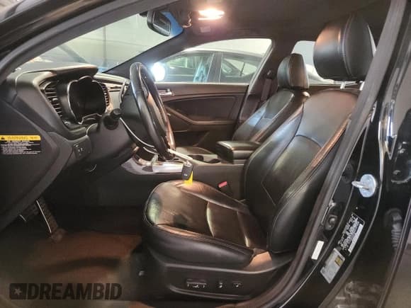 ✅ 2013 Kia Optima SX • VIN: 5XXGR4A69DG107499 • Lot: 87304885. Wystawiony na Copart z przebiegiem 83 164 mil. Bezpłatny archiwum sprzedaży aukcyjnych z USA i szczegółowy raport historii pojazdu na DreamBid. Zdjęcie 7.