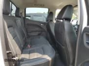 ✅ 2022 GMC Canyon 4WD Denali • VIN: 1GTG6EEN2N1164009 • Lot: 66366705. Wystawiony na Copart z przebiegiem 39 040 mil. Bezpłatny archiwum sprzedaży aukcyjnych z USA i szczegółowy raport historii pojazdu na DreamBid. Zdjęcie 10.