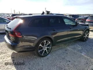 ✅ 2023 Volvo V90 Ultimate • VIN: YV4062NCXP1161289 • Лот: 39721384. Опубликован ранее на Copart с пробегом 4 467 миль. Бесплатный доступ к архиву аукционных продаж из США и подробный отчёт об истории автомобиля на DreamBid. Изображение 3.