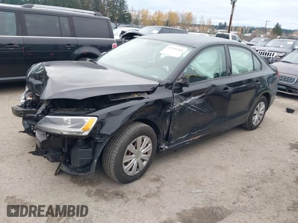 ✅ 2014 Volkswagen Jetta S • VIN: 3VW2K7AJ3EM277231 • Lot: 43783269. Wystawiony na IAAI z przebiegiem 145 506 mil. Bezpłatny archiwum sprzedaży aukcyjnych z USA i szczegółowy raport historii pojazdu na DreamBid. Zdjęcie 2.