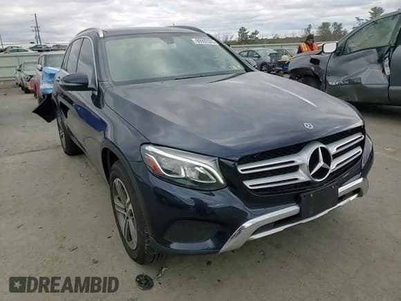 ✅ 2019 Mercedes-Benz GLC 300 • VIN: WDC0G4KB8KV161858 • Лот: 89992005. Опубликован ранее на Copart с пробегом 69 953 миль. Бесплатный доступ к архиву аукционных продаж из США и подробный отчёт об истории автомобиля на DreamBid. Изображение 13.