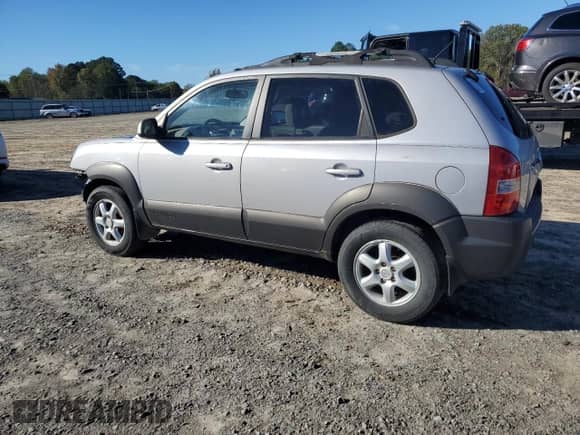 2005 Hyundai Tucson GLS с VIN KM8JN12D85U097049, выставлен на аукционе Copart как лот 78000904 с пробегом 243 159 миль миль и Списание • Salvage title. История ставок и продаж доступна на DreamBid. Изображение 2.