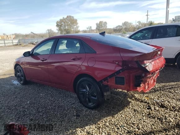 ✅ 2022 Hyundai Elantra SEL • VIN: KMHLM4AG0NU246031 • Lot: 91425255. Listed on Copart with 88,180 mi. Free auction sales archive from the USA and detailed vehicle history report at DreamBid. Image 2.