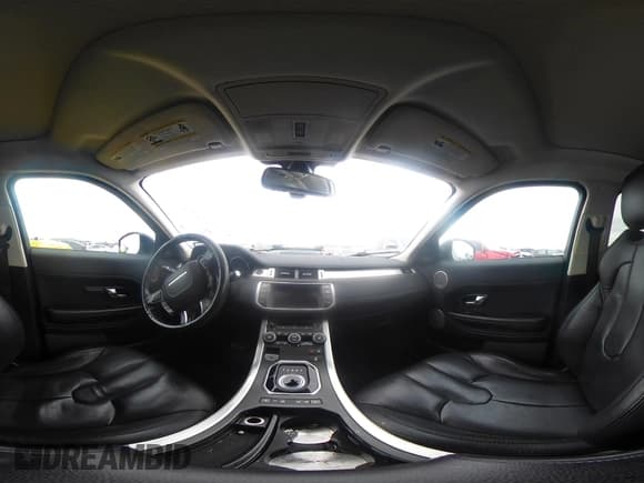 ✅ 2015 Land Rover Range Rover Evoque Pure Premium • VIN: SALVR2BG6FH070994 • Lot: 41536880. Wystawiony na IAAI z przebiegiem 59 173 mil. Bezpłatny archiwum sprzedaży aukcyjnych z USA i szczegółowy raport historii pojazdu na DreamBid. Zdjęcie 17.