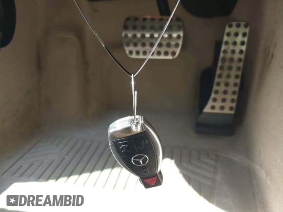 ✅ 2013 Mercedes-Benz CLS 550 • VIN: WDDLJ9BB9DA084905 • Лот: 42860271. Опубликован ранее на IAAI с пробегом 112 720 миль. Бесплатный доступ к архиву аукционных продаж из США и подробный отчёт об истории автомобиля на DreamBid. Изображение 11.