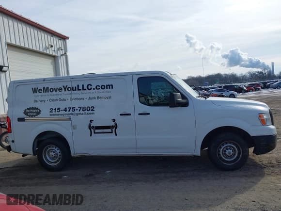 ✅ 2013 Nissan NV S • VIN: 1N6BF0KM9DN101101 • Lot: 41384511. Wystawiony na IAAI z przebiegiem 232 485 mil. Bezpłatny archiwum sprzedaży aukcyjnych z USA i szczegółowy raport historii pojazdu na DreamBid. Zdjęcie 12.