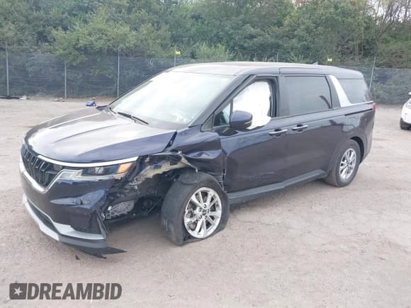 ✅ 2024 Kia Carnival LX • VIN: KNDNB4H31R6306480 • Лот: 43549137. Опубликован ранее на IAAI с пробегом 30 172 миль. Бесплатный доступ к архиву аукционных продаж из США и подробный отчёт об истории автомобиля на DreamBid. Изображение 2.